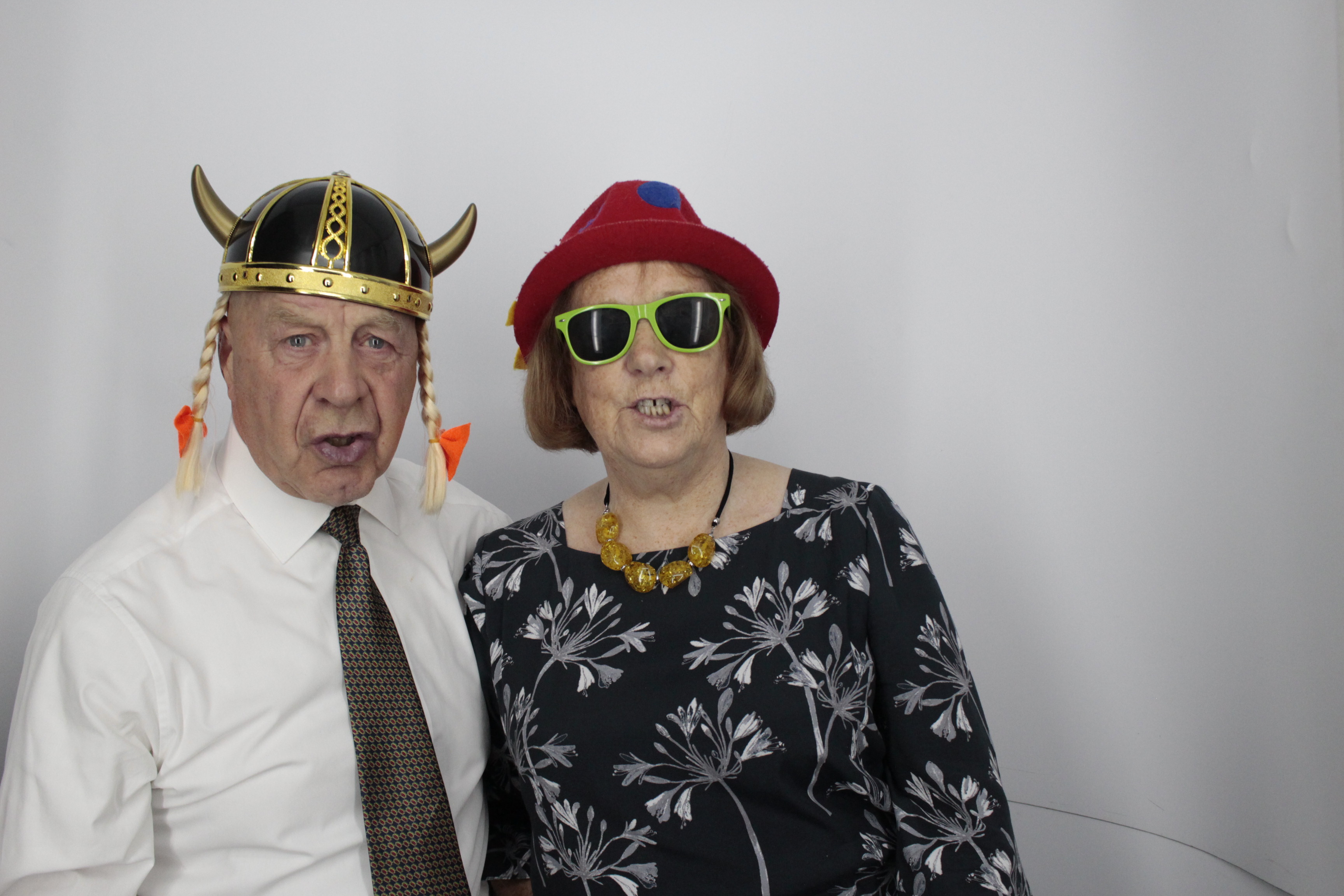 Andrew and Lynsey's Wedding | View more photos from the event at gallery.myphotoboothexperience.co.uk/u/MyPhotoBoothExperienceLtd/Andrew-and-Lynseys-Wedding
